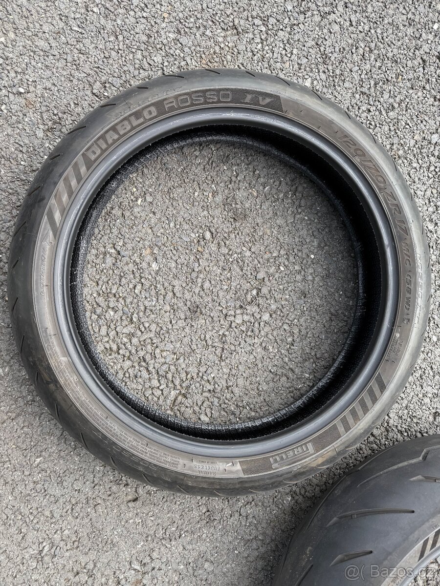 Pirelli Diablo Rosso IV sada