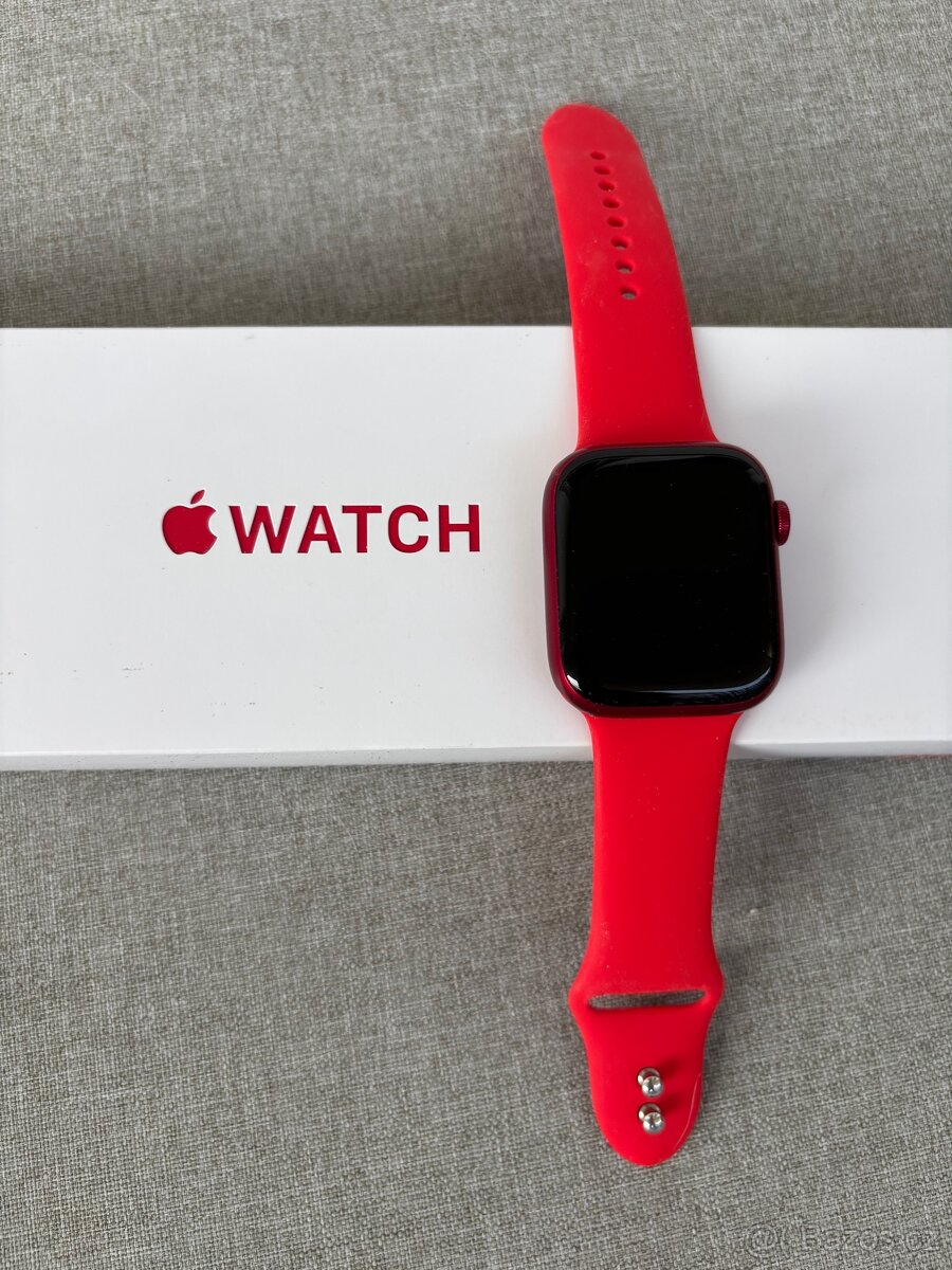 Apple Watch Series 7 45mm (PRODUCT) RED TOP STAV