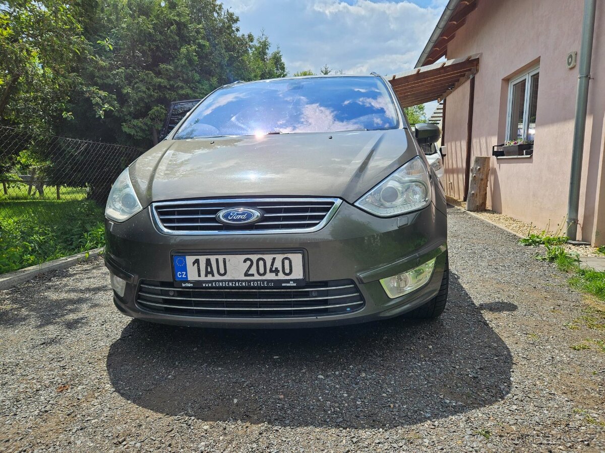 Ford Galaxy 2.0 TDCi, 7 míst, automat