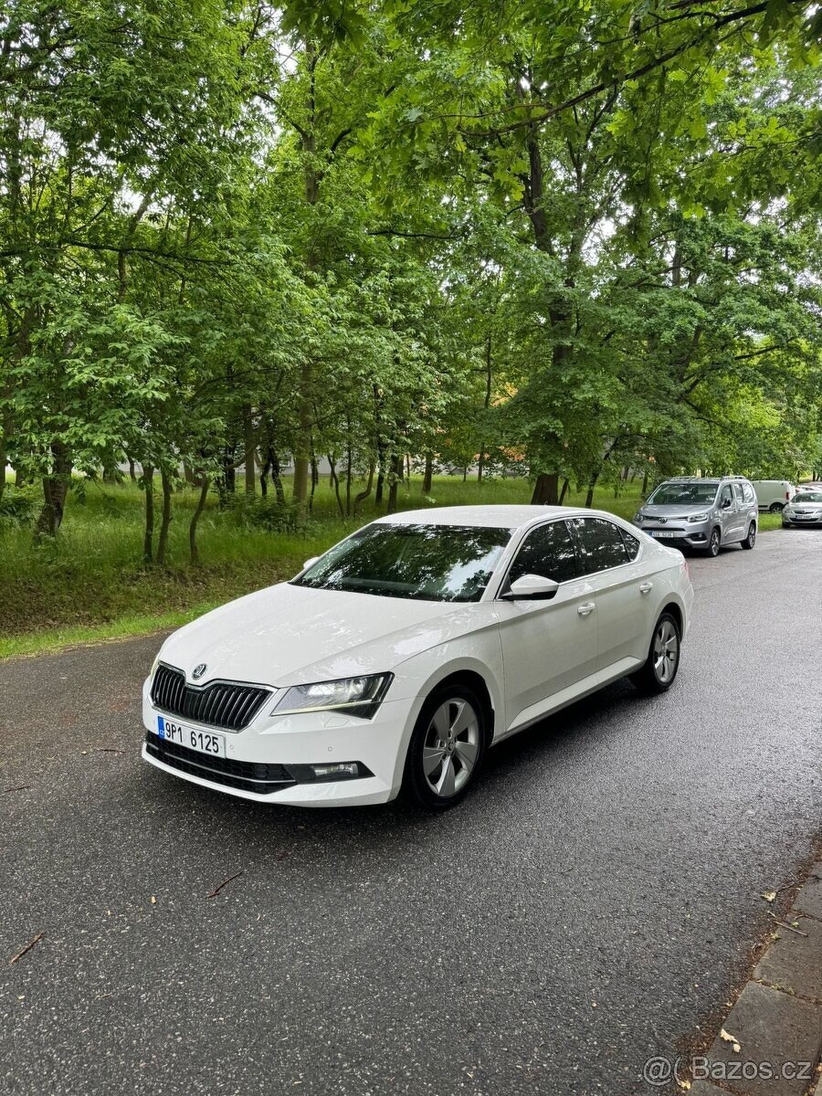 Škoda Superb 2.0 TDI 110kW TOP STAV