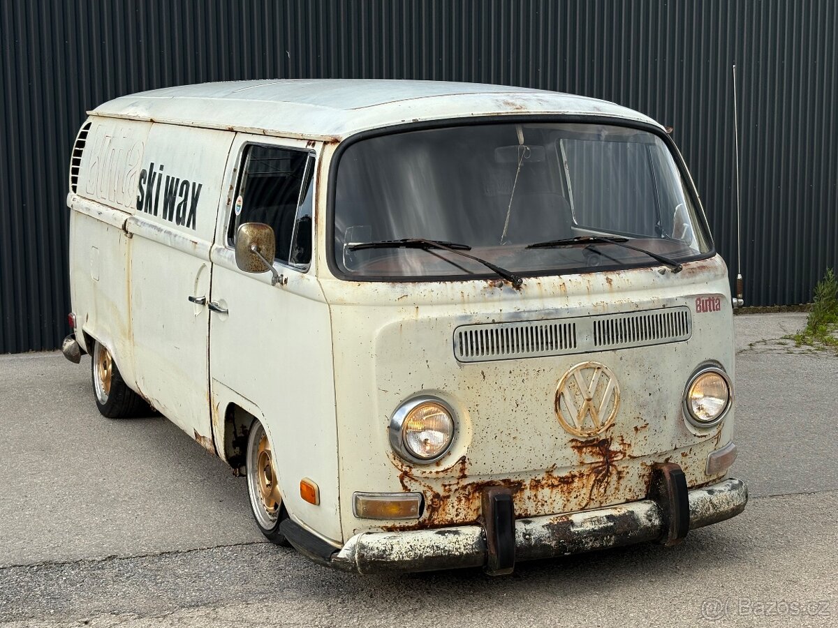 VW T2 panelvan 1971 bus
