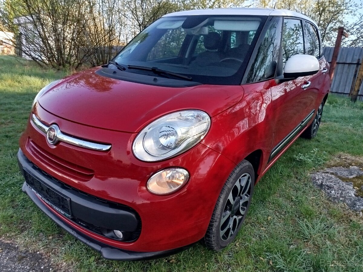 Fiat 500L lounge panorama
