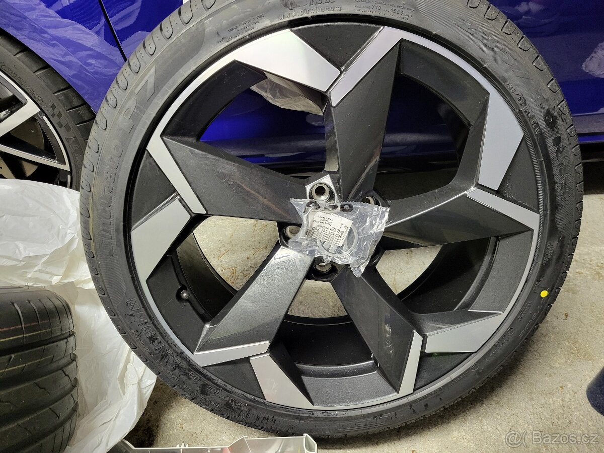 NOVÉ 19" Letní Škoda TORCULAR original Superb 4 IV 3P ET44