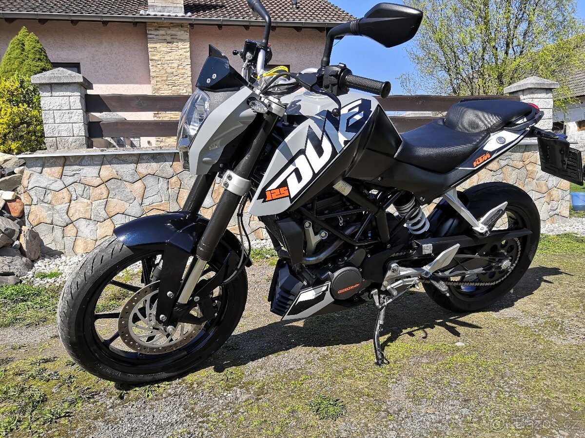 KTM Duke 125