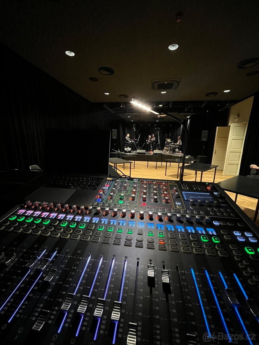 Soundcraft Si Performer 2 + compact Stage box(sivý)