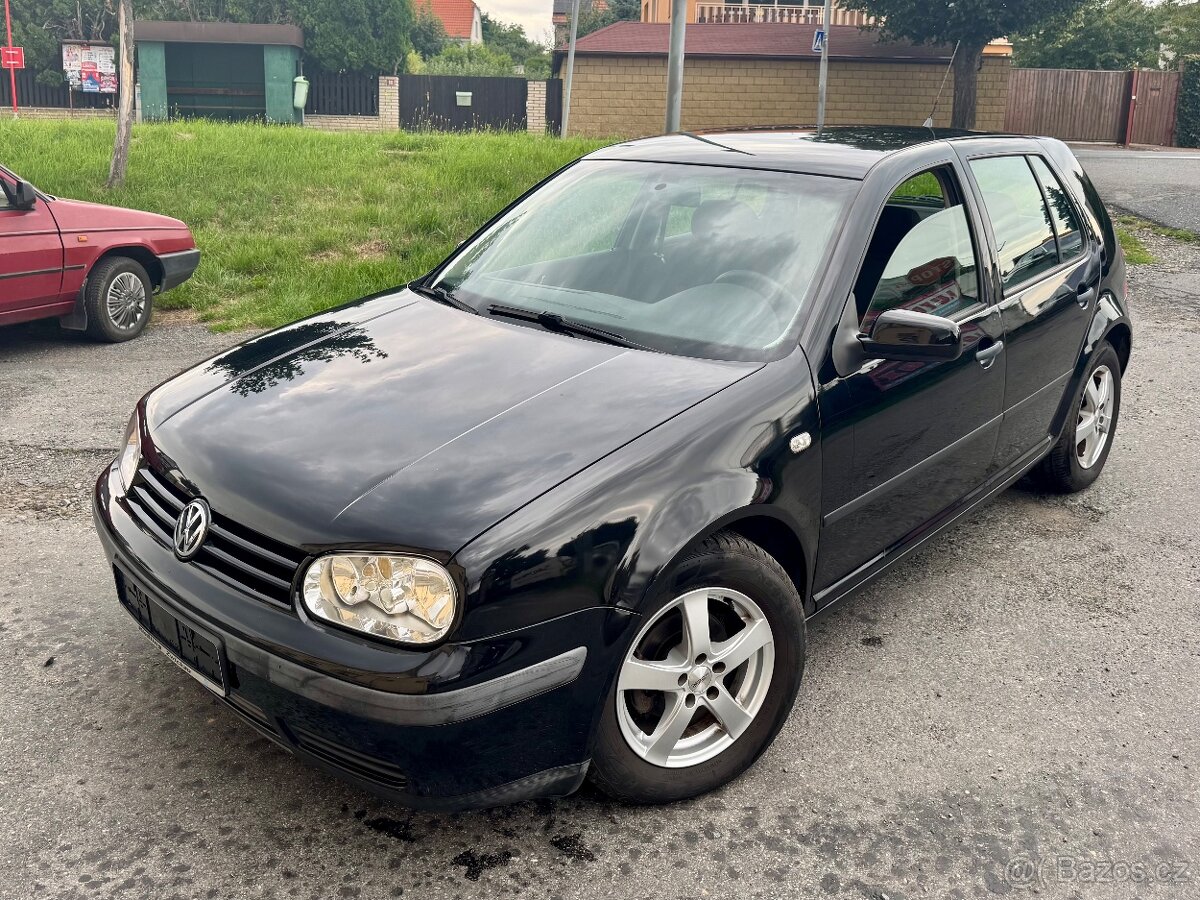 Volkswagen Golf, 1.6i SR 74kW Klima.