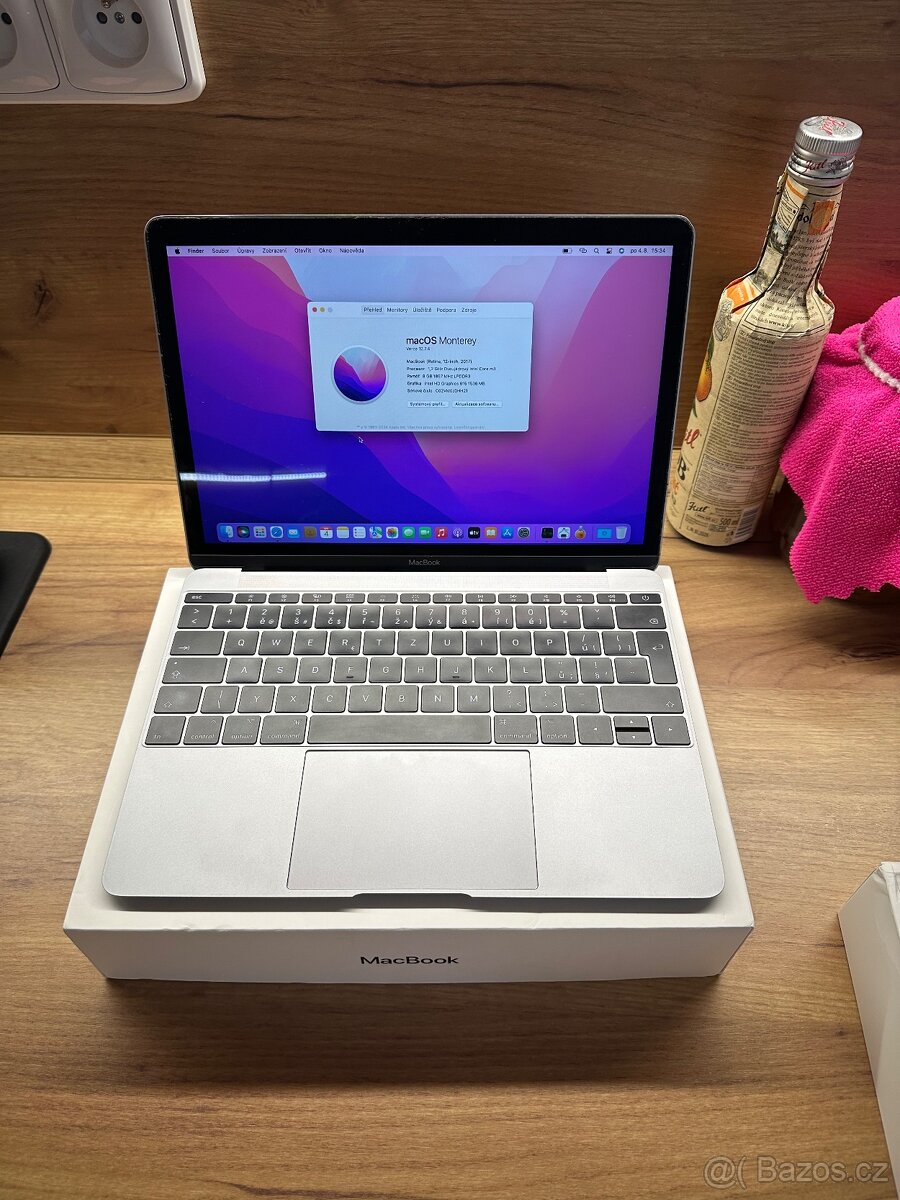 Macbook 12" , 2017 , 8/256 GB