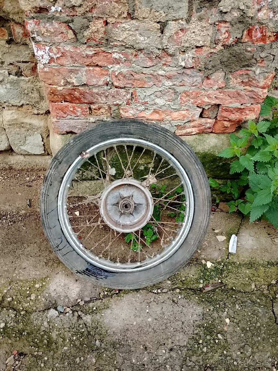 Přední kolo jawa 350