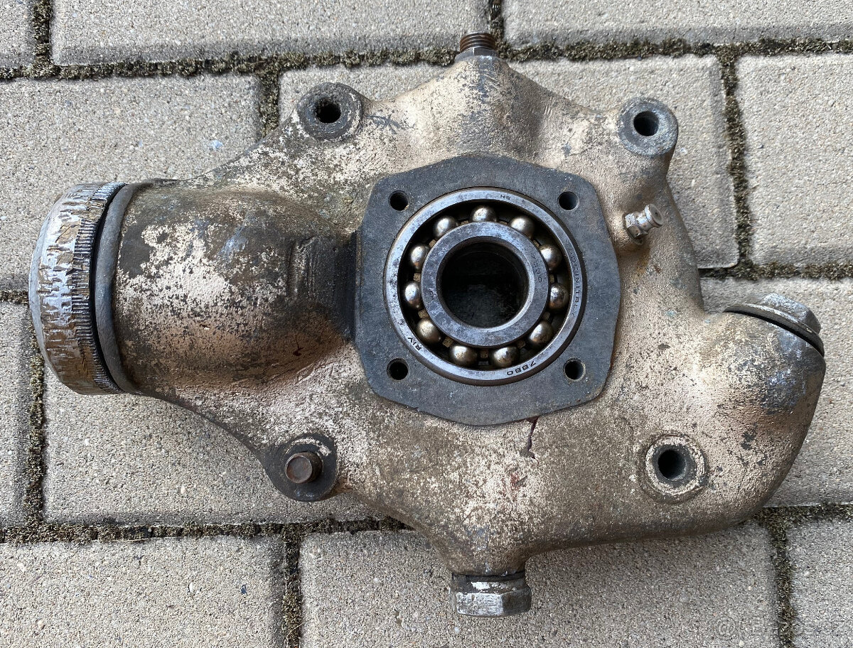 Obal diferencialu Jawa 500 OHV Rumpál