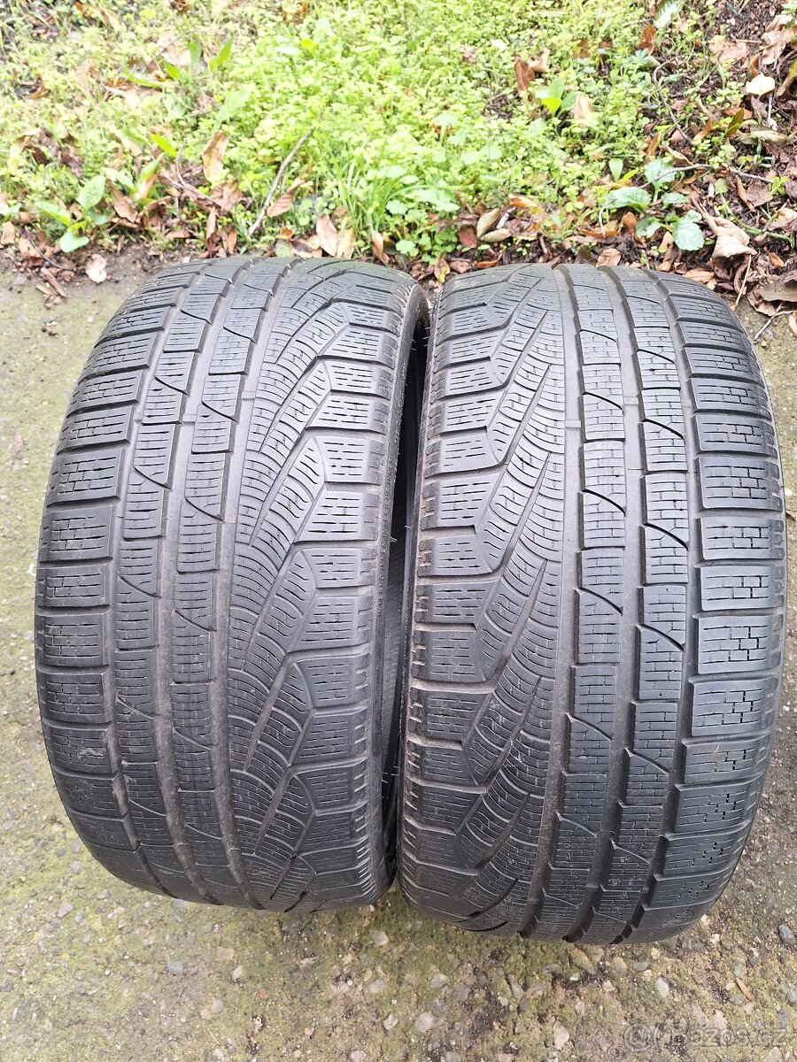 235 35 19 zimní pneu R19 Pirelli 235/35/19
