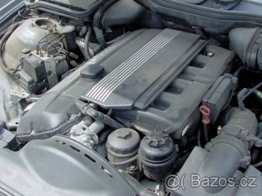 Prodám motor z e46 323i, najeto 230 tis km 256S3 M52B25TU