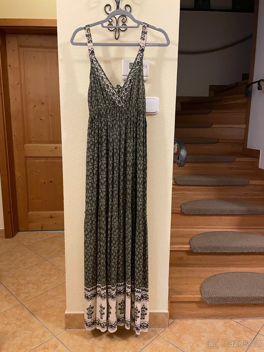 Letní šaty na ramínka velikost M/L