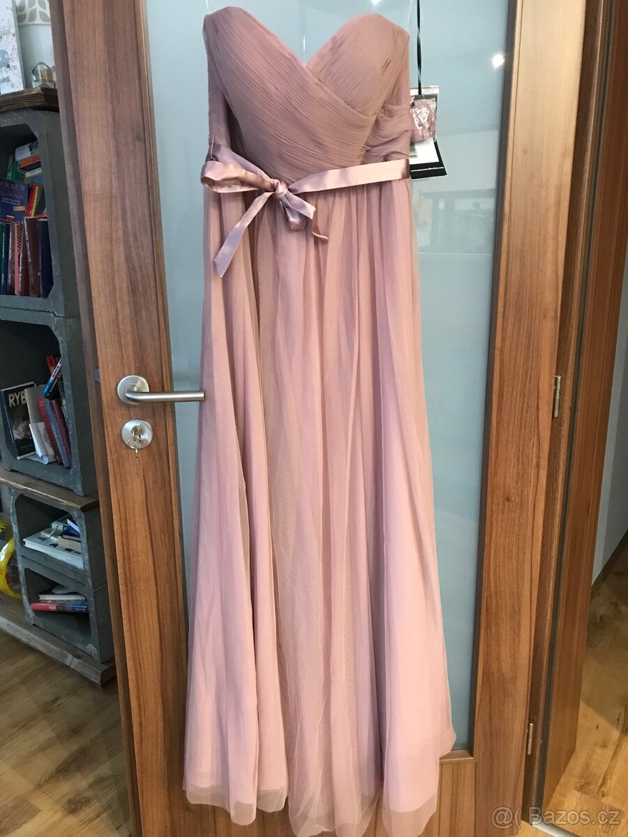 Nové šaty Mascara London