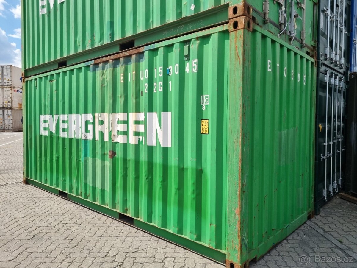 Lodní kontejner   v solidním stavu  ideální- volba pro sklad