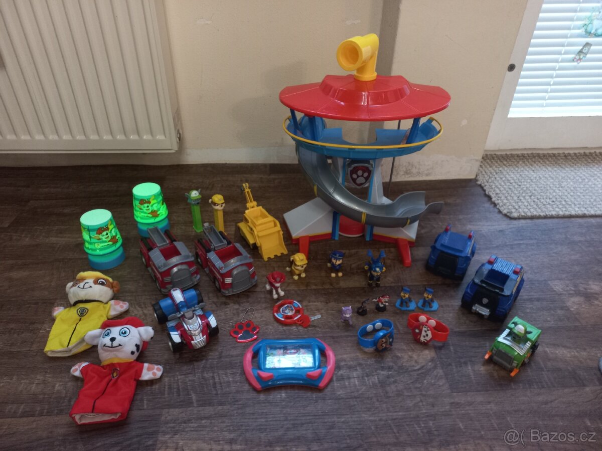 Tlapková patrola - věž, auta, figurky, lampičky