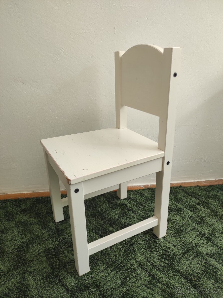 Dětská židlička IKEA Sundvik bílá