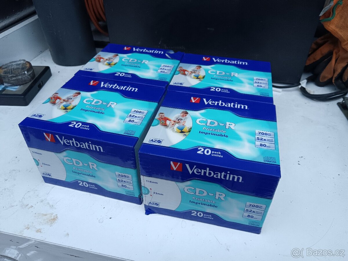 80 kusů - disk Verbatim CD-R 700MB/80 min.