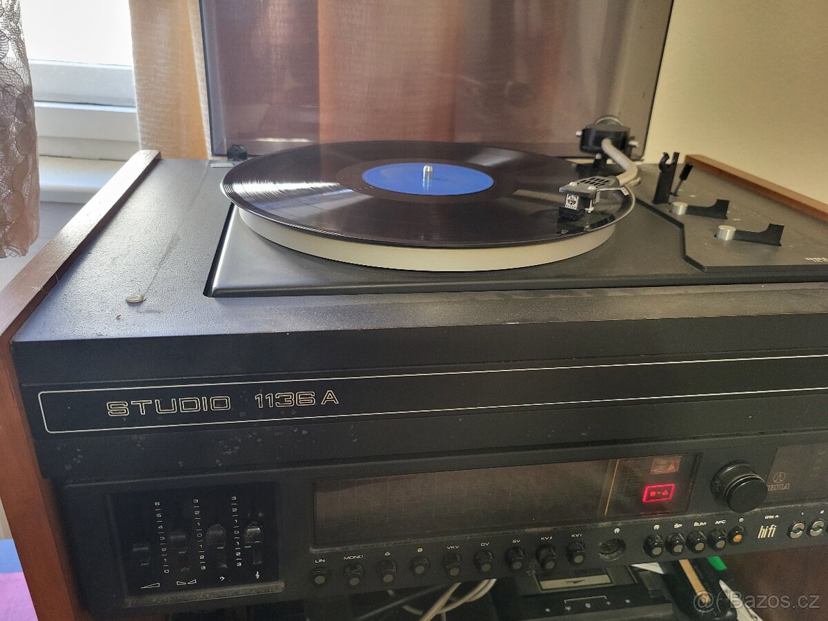 Hudební sestava Tesla STUDIO 1136A