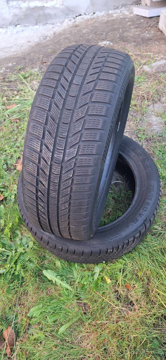 Zimní pneu 215/55 R17 Continental