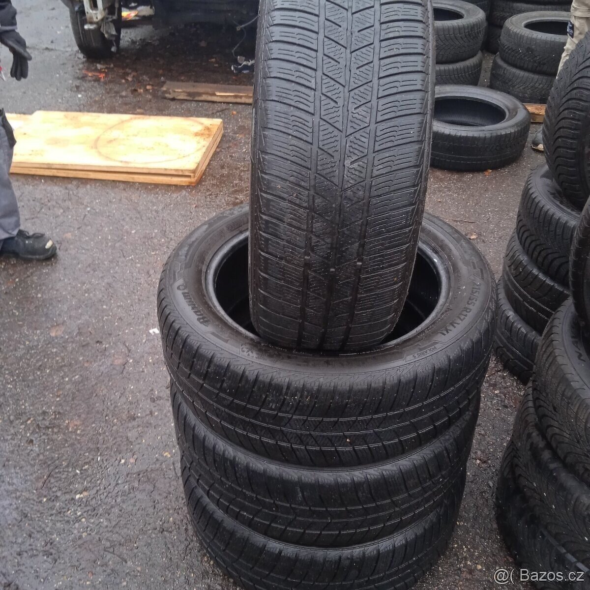 Sada zimnich pneu rozměr 215/55/17
