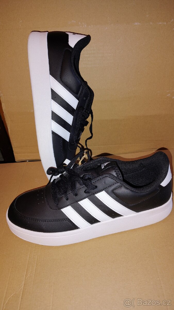 Tenisky Adidas 45/ spíš 44