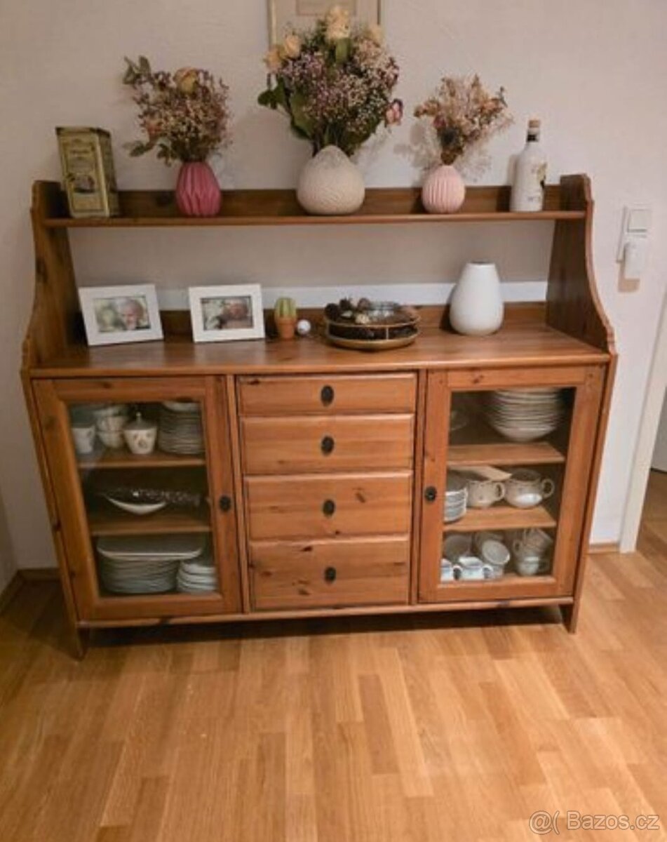 PŘÍBORNÍK IKEA LEKSVIK