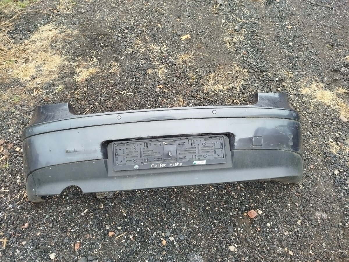 Zadní nárazník BMW E87