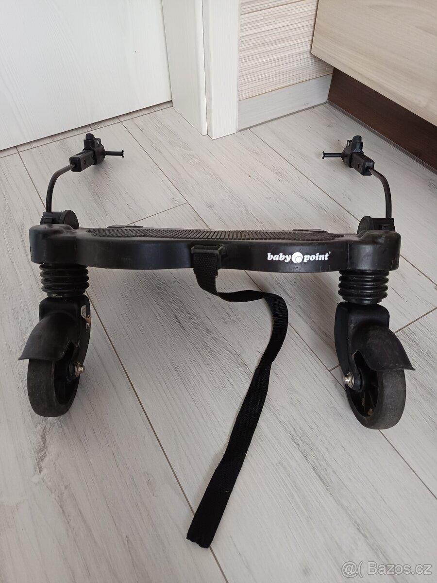 Stupátko ke kočárku