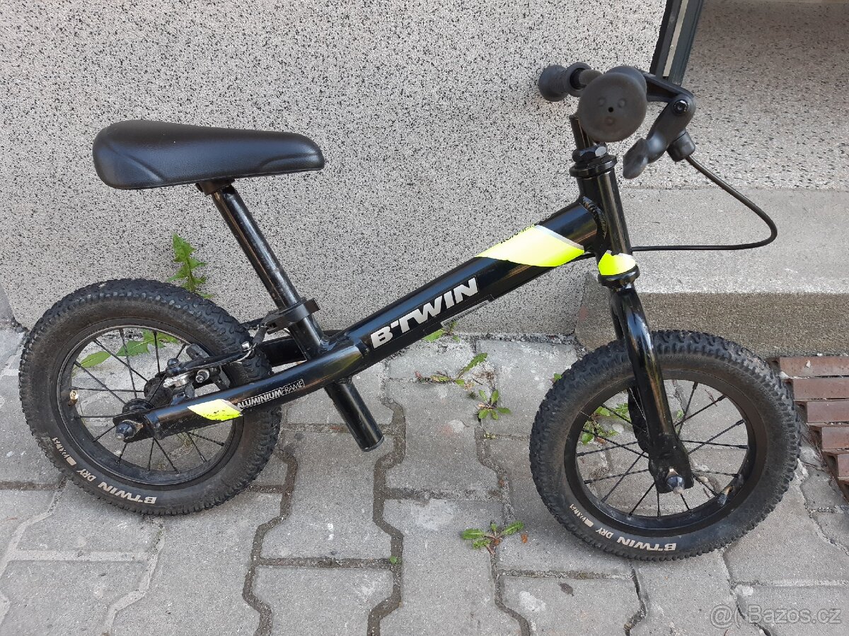 Dětské odrážedlo BTWIN Runride 900