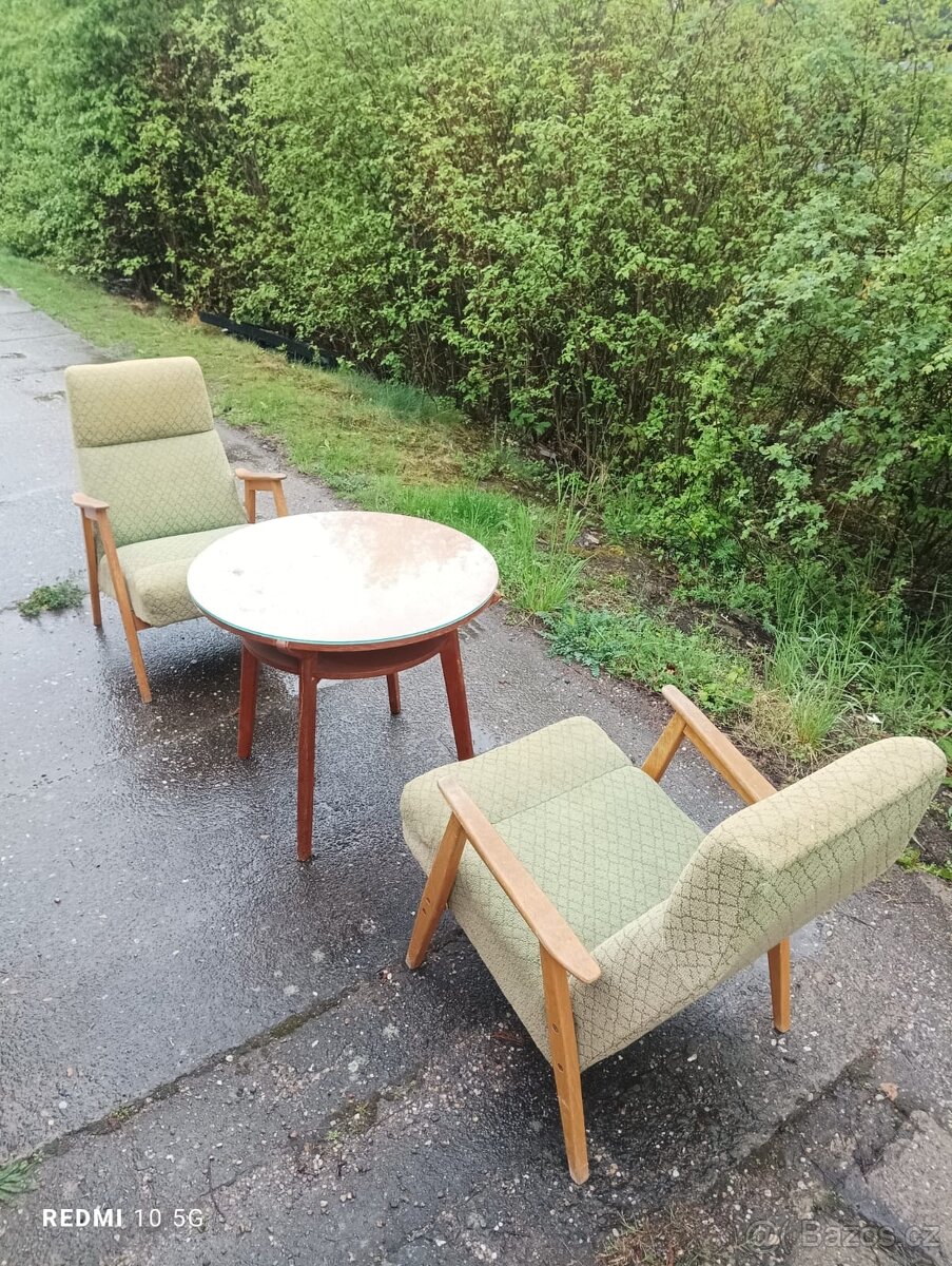 SET NÁBYTKU VE STYLU BRUSEL CCA 1960 INTERIÉRY PRAHA