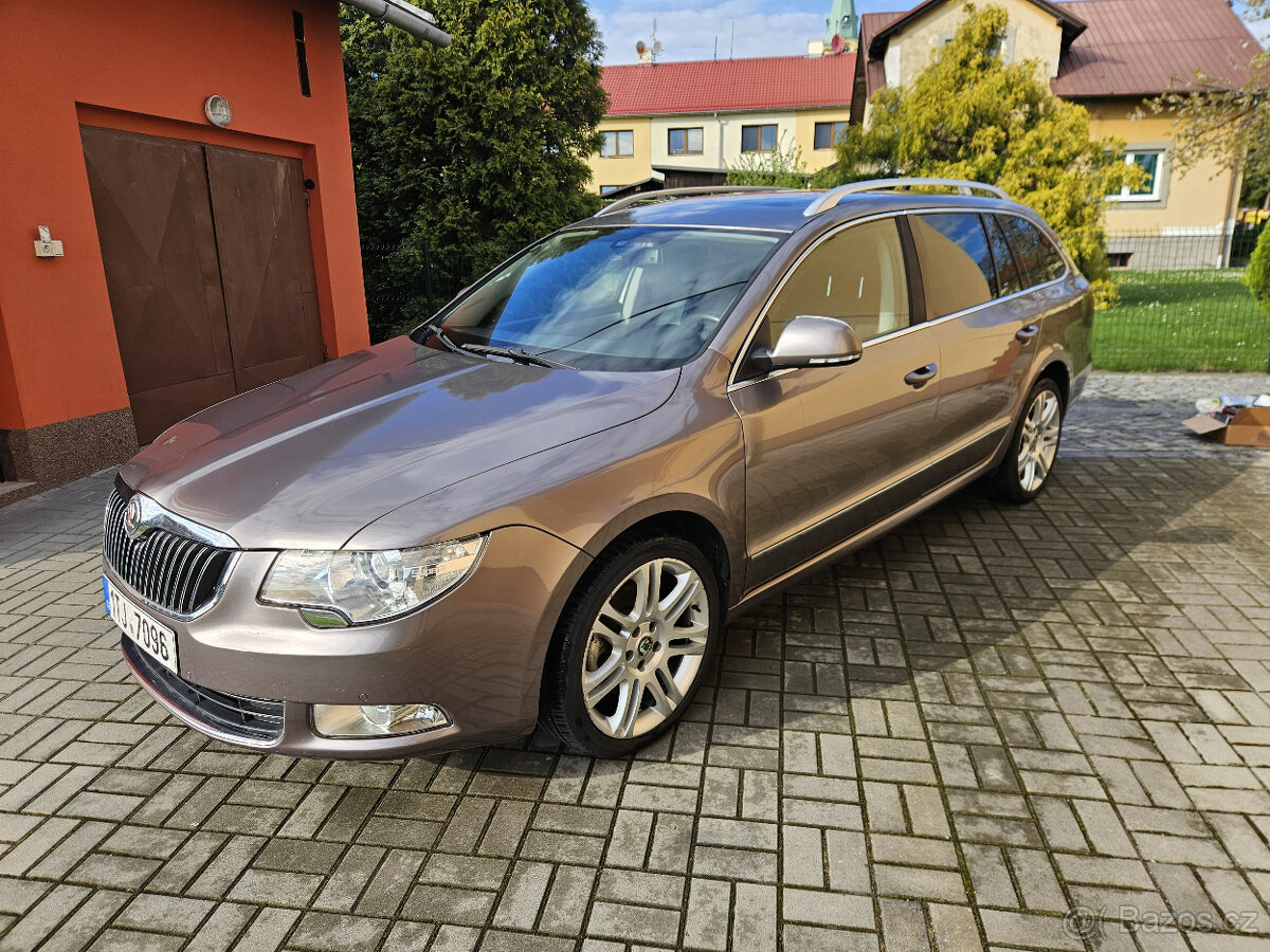 Škoda Superb 2.0 TDI 125kW 4x4 | Panorama | Kůže | TOP stav