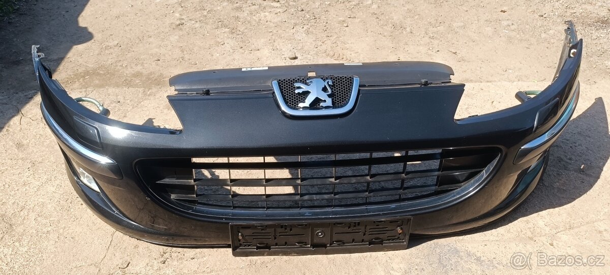 Přední nárazník Peugeot 407