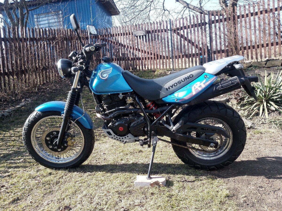 Hyosung Karion 125