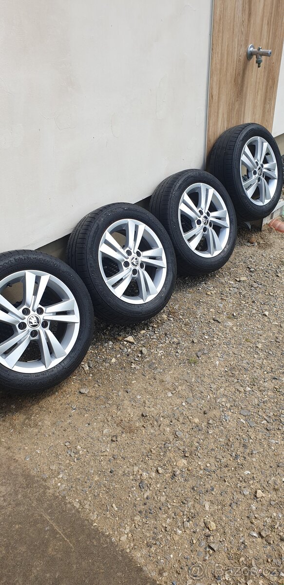 Alu kola škoda r15