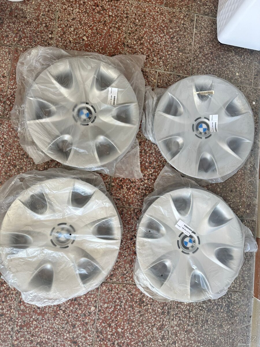 Poklice BMW - kryty kol