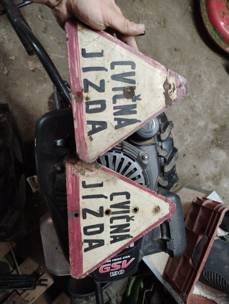 Cedule cvičná jízda