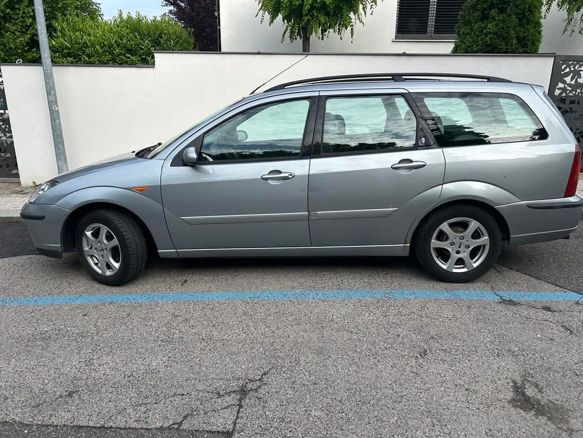 Ford Focus Ghia