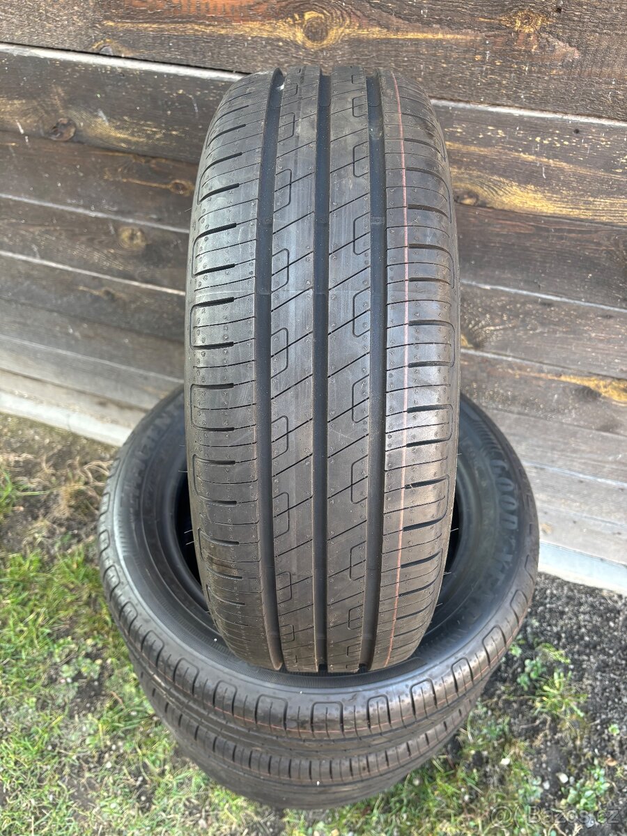 Nejeté Letní pneu 185/55R15 GoodYear