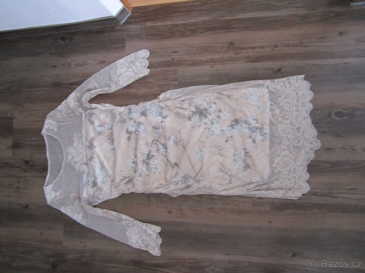 Krajkové šaty plesové nebo večerní, vel. L/XL/XXL