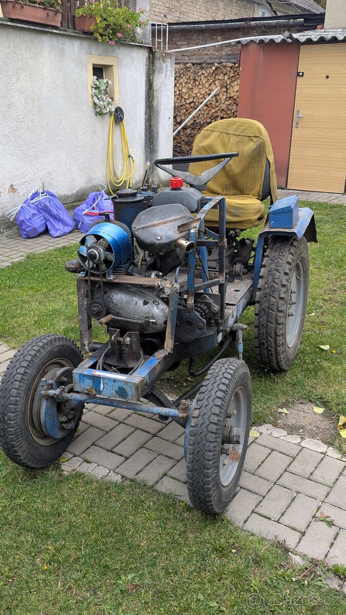 Prodám traktor domácí výroby