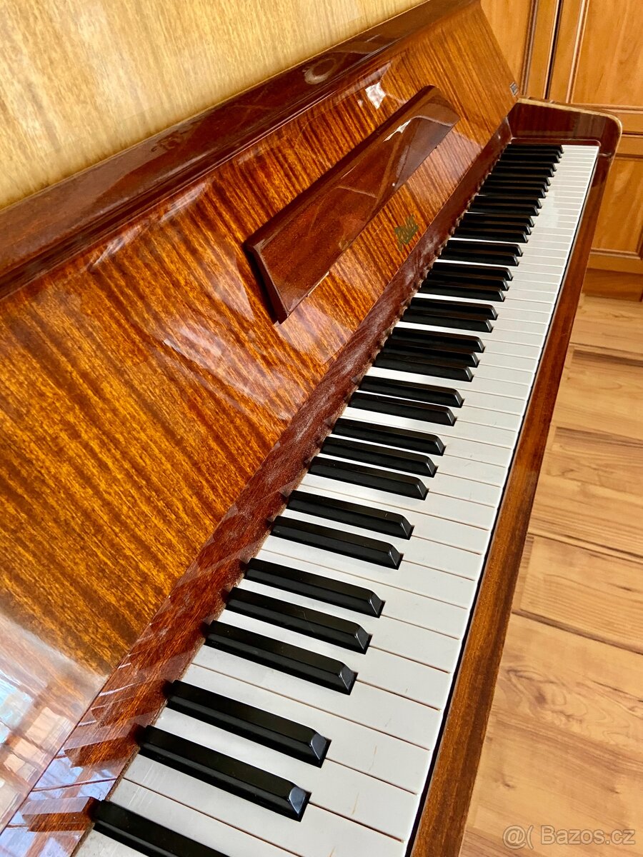 Piano Rösler
