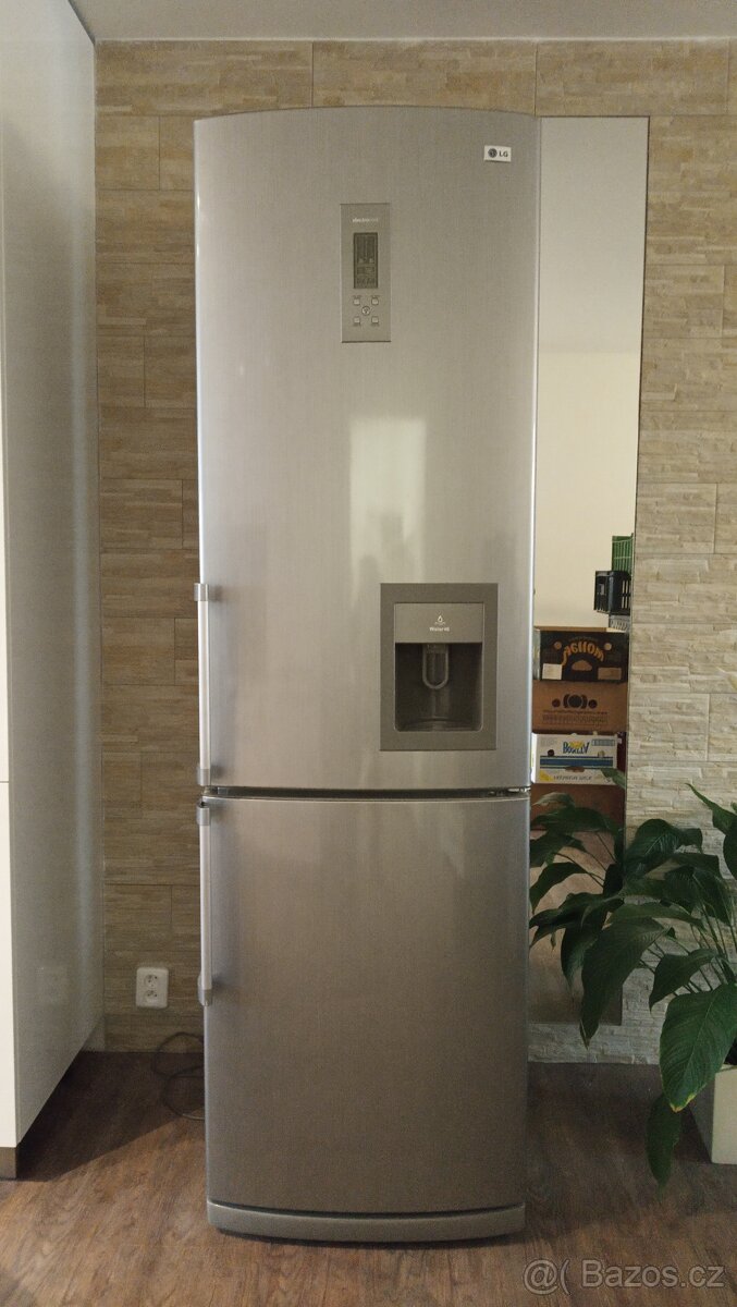 Kombinovaná lednice LG