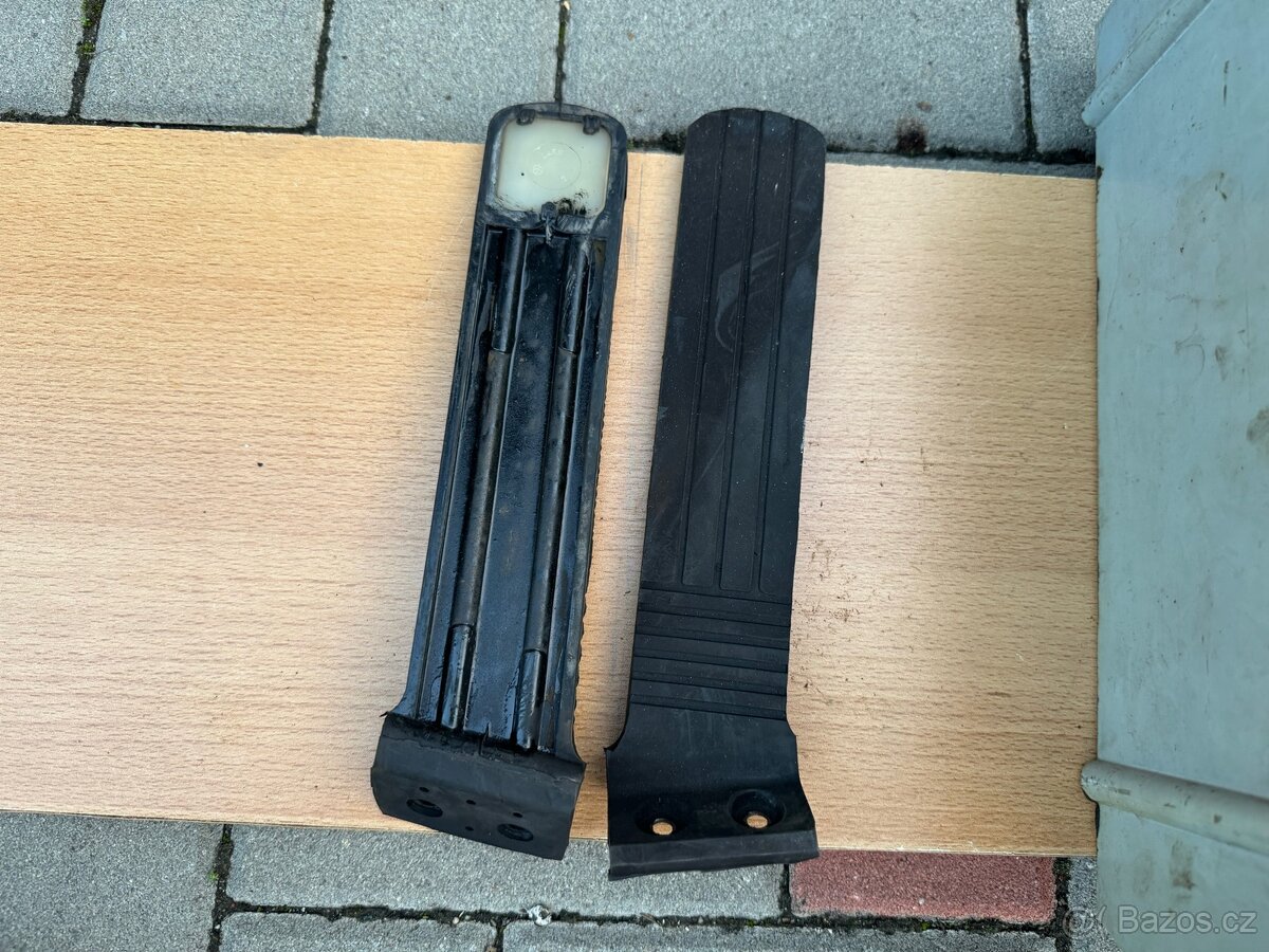 Volha Gaz 24. nové originální plynové pedály