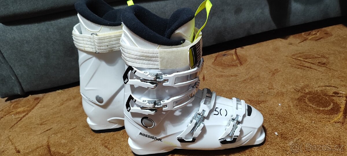 Dámské sjezdové lyžáky Rossignol Kiara 50 vel.255