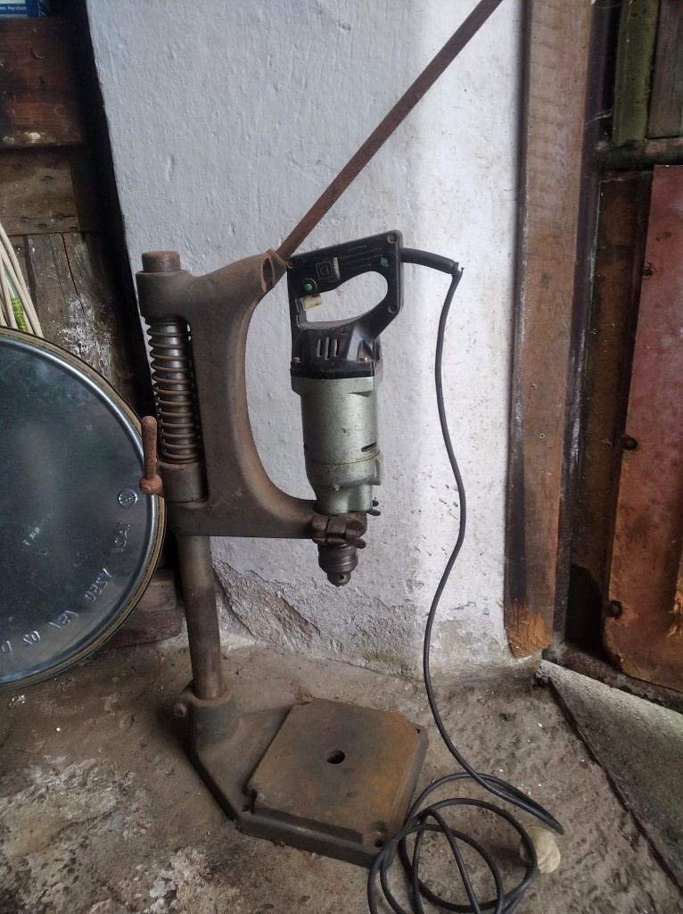 Vrtačka se stojanem, stojanová vrtačka, stojan k vrtačce