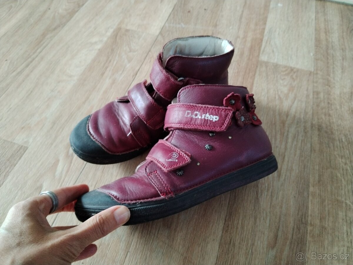 D.D. Step kozene boty 35