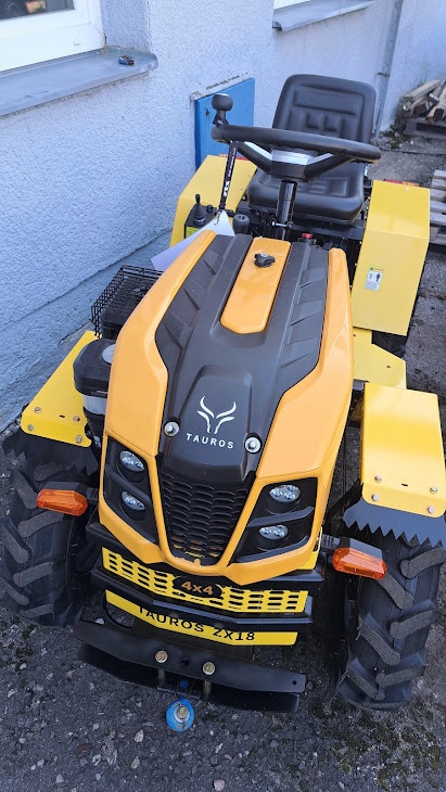Malotraktor Tauros ZX18b