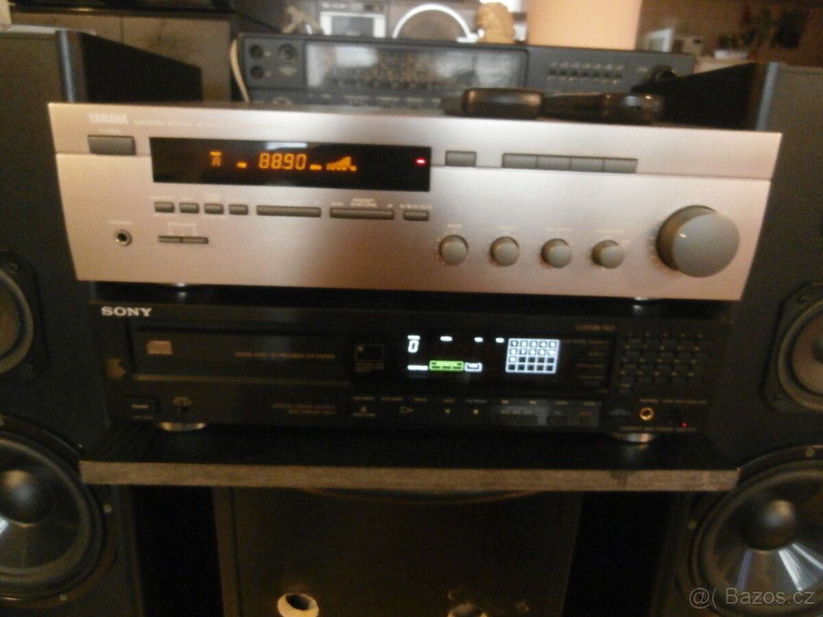 CD SONY CDP - 970,Yamaha RX 385