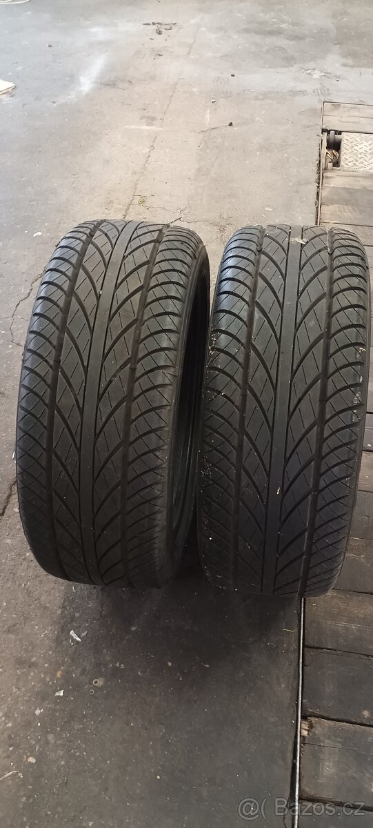Pneu Goodride 275/45/r20