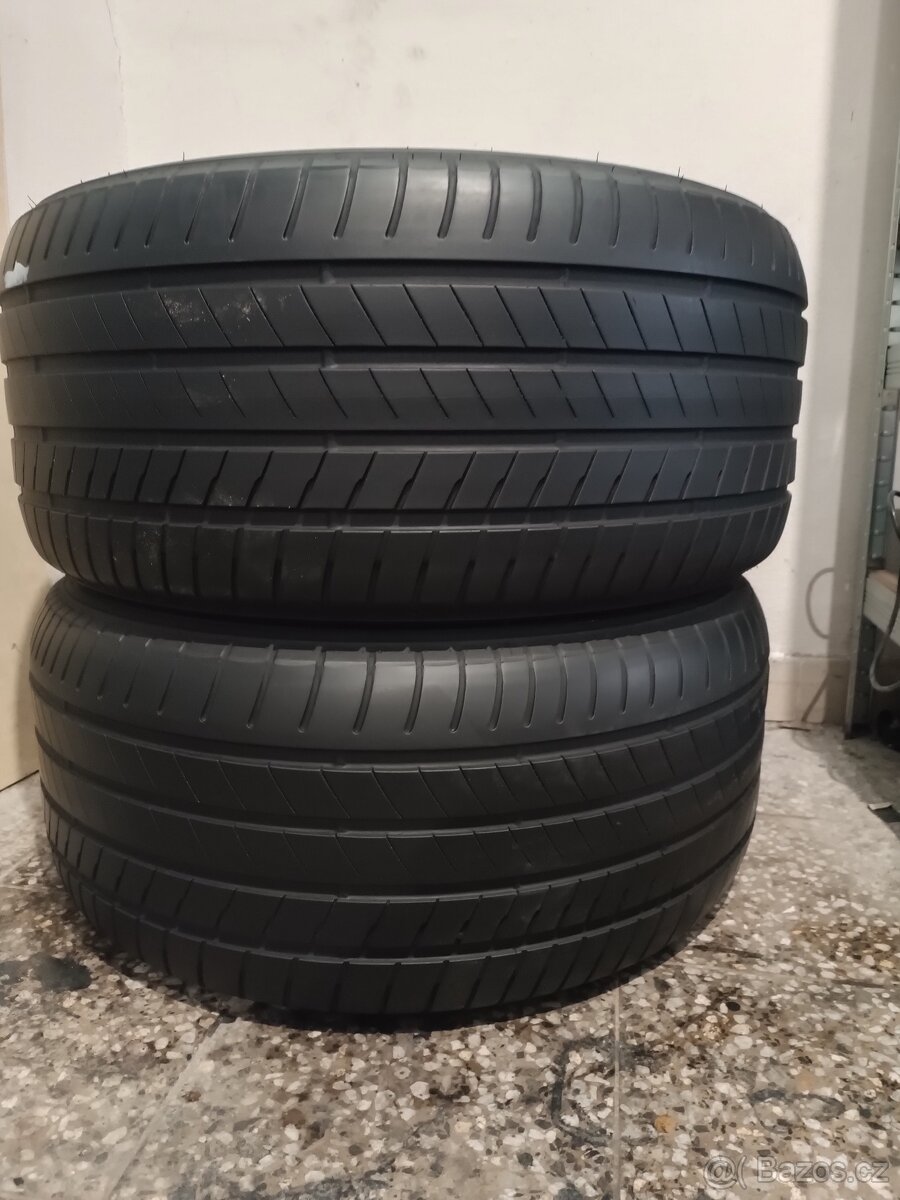 Letní pneu 305/40/20 Bridgestone Alenza 001, rok výroby 202